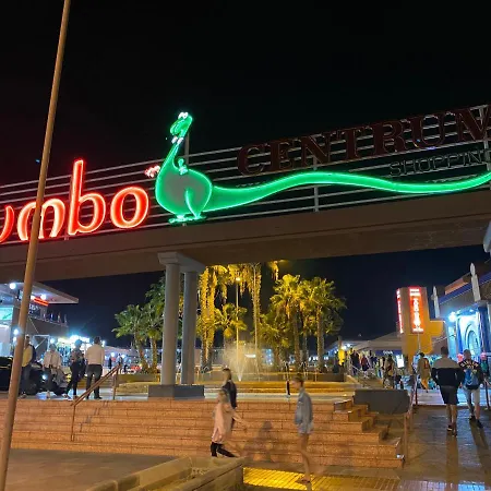 Cozy Near Yumbo Апартаменти