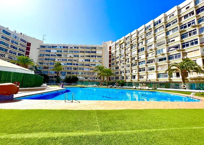 Cozy Near Yumbo Appartamento Playa del Inglés