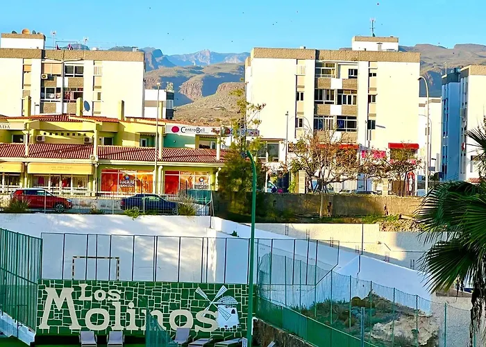 Cozy Near Yumbo Apartman