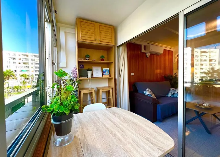 Cozy Near Yumbo * Playa del Ingles (Gran Canaria)