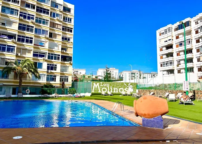 Cozy Near Yumbo * Playa del Ingles (Gran Canaria)