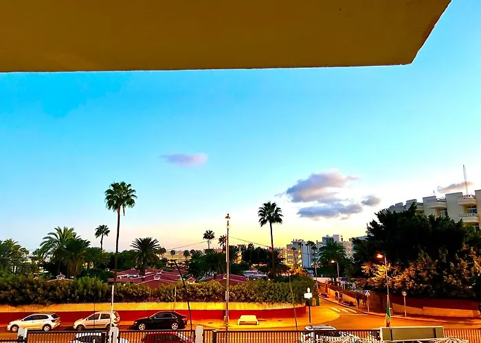 Cozy Near Yumbo * Playa del Ingles (Gran Canaria)