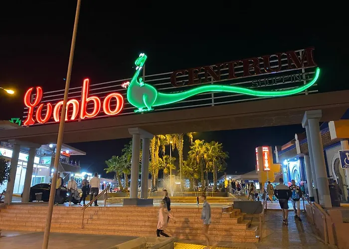 Cozy Near Yumbo Apartment